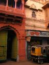 Walking through the Old Town, on our way to the Fort.